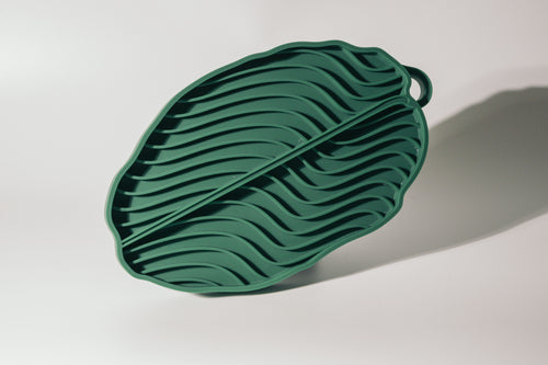 Banana Leaf Pet Lick Mat